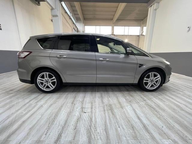 Ford S-Max 2.0 TDCi 180CV Start&Stop Powershift Titanium