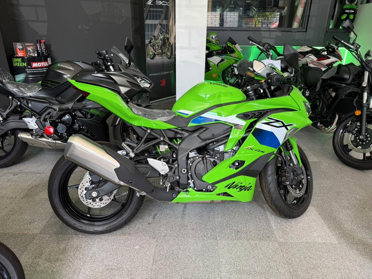 Kawasaki Ninja ZX-4 RR