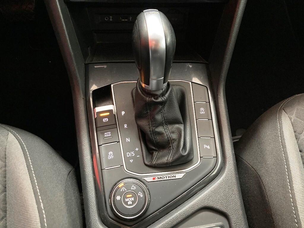 Volkswagen Tiguan 2.0 TDI SCR DSG 4MOTION Business BMT