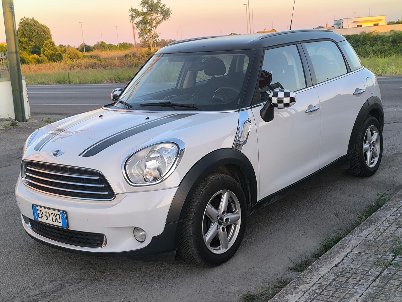 MINI COUNTRYMAN 1.6 DIESEL 90cv 05/2013 BICOLORE