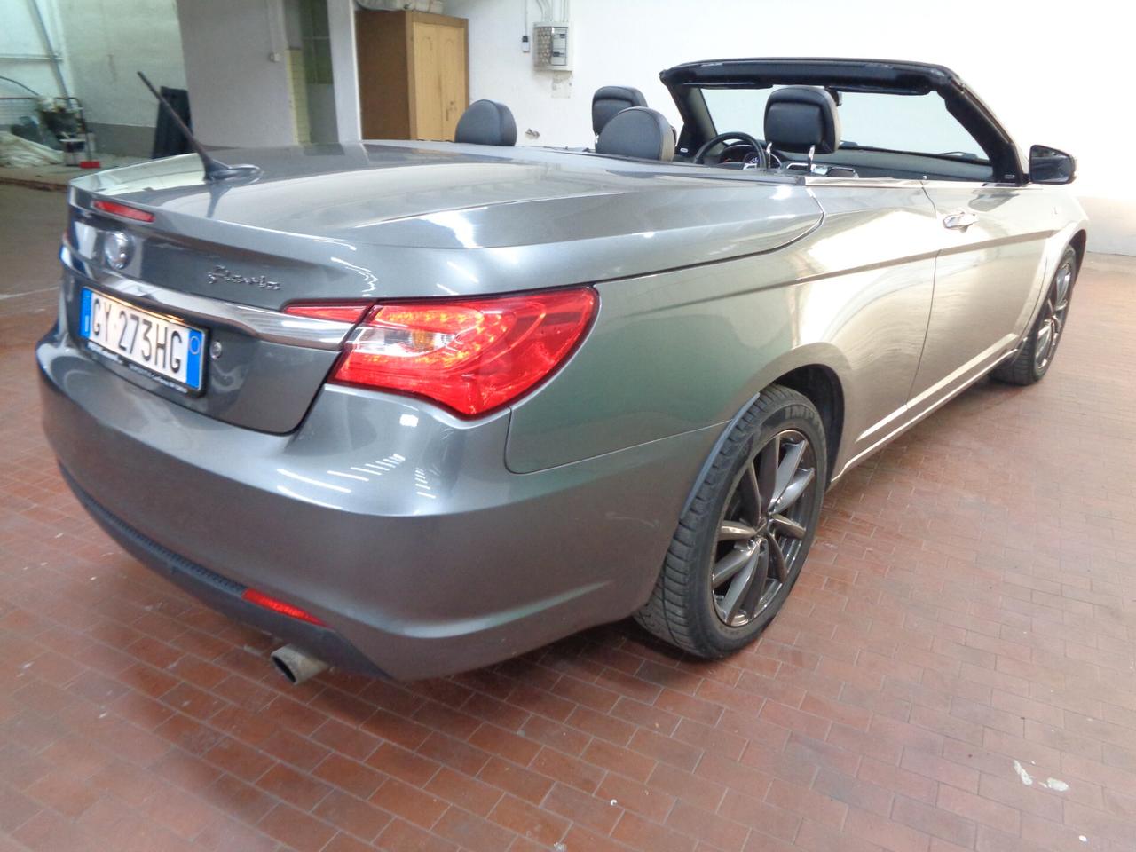 Lancia Flavia 2.4 cabriolet 170 cv automatica