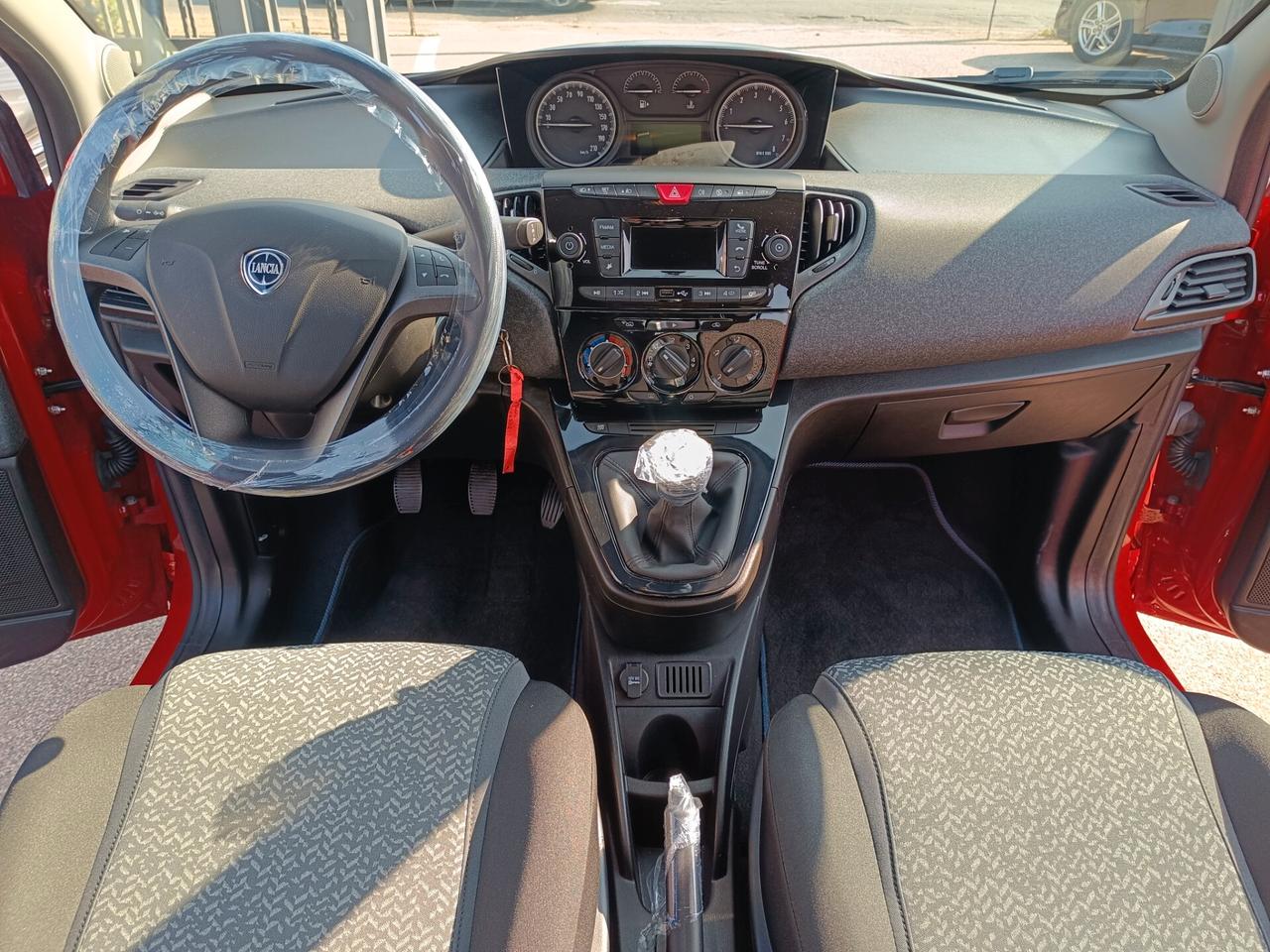 Lancia Ypsilon 1.2 69 CV 5 porte Elefantino Blu