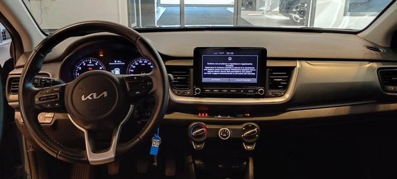 Kia Stonic 1.2 DPI URBAN