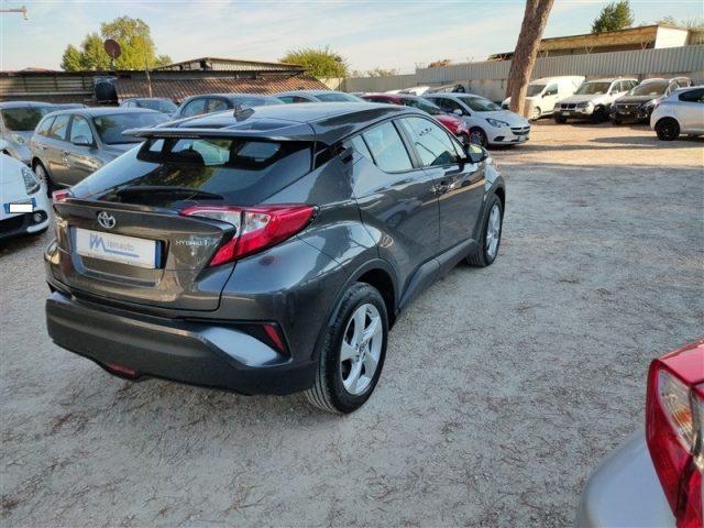 TOYOTA C-HR 1.8Hybr. E-CVT CLIMA,NAVI,TELECAMERA ..