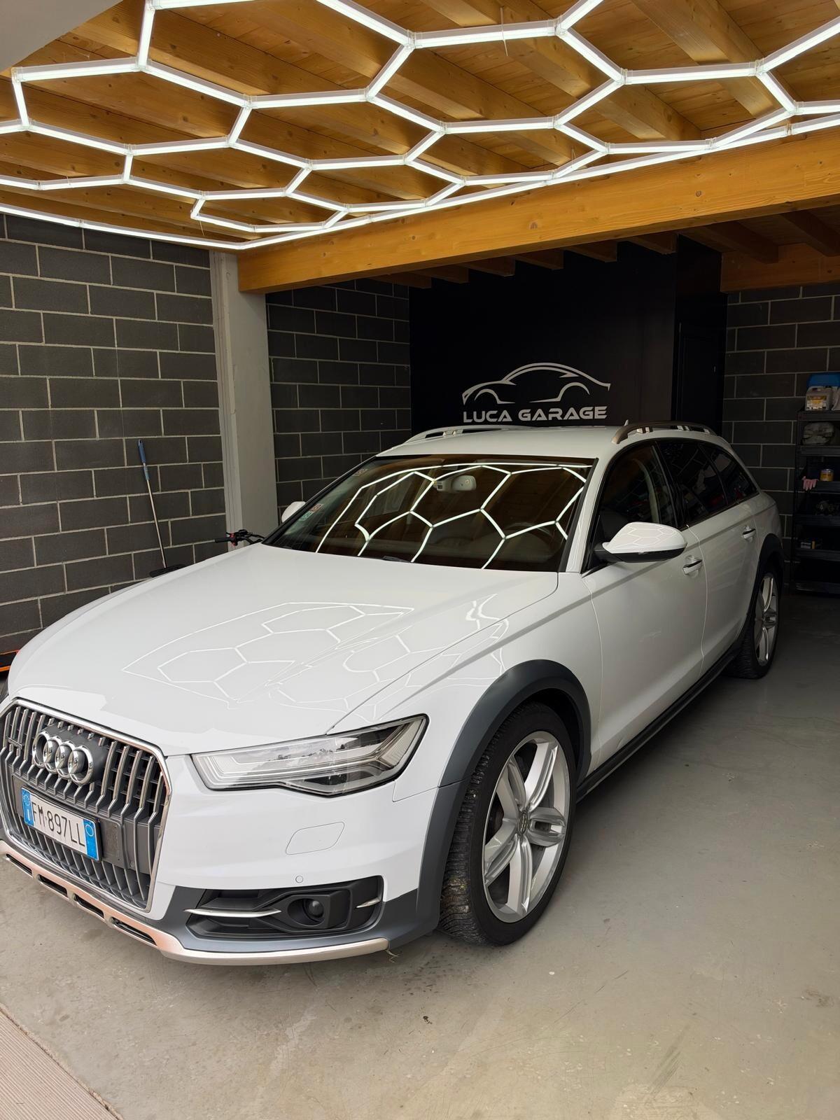 Audi A6 allroad QUATTRO