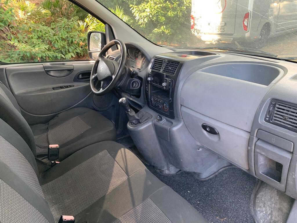 PEUGEOT EXPERT 1.6 HDI 3 POSTI