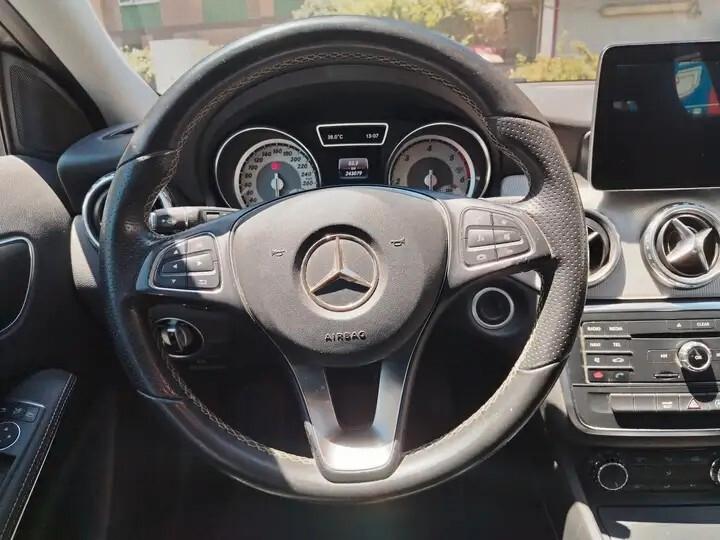Mercedes-benz GLA 200 d Automatic Executive