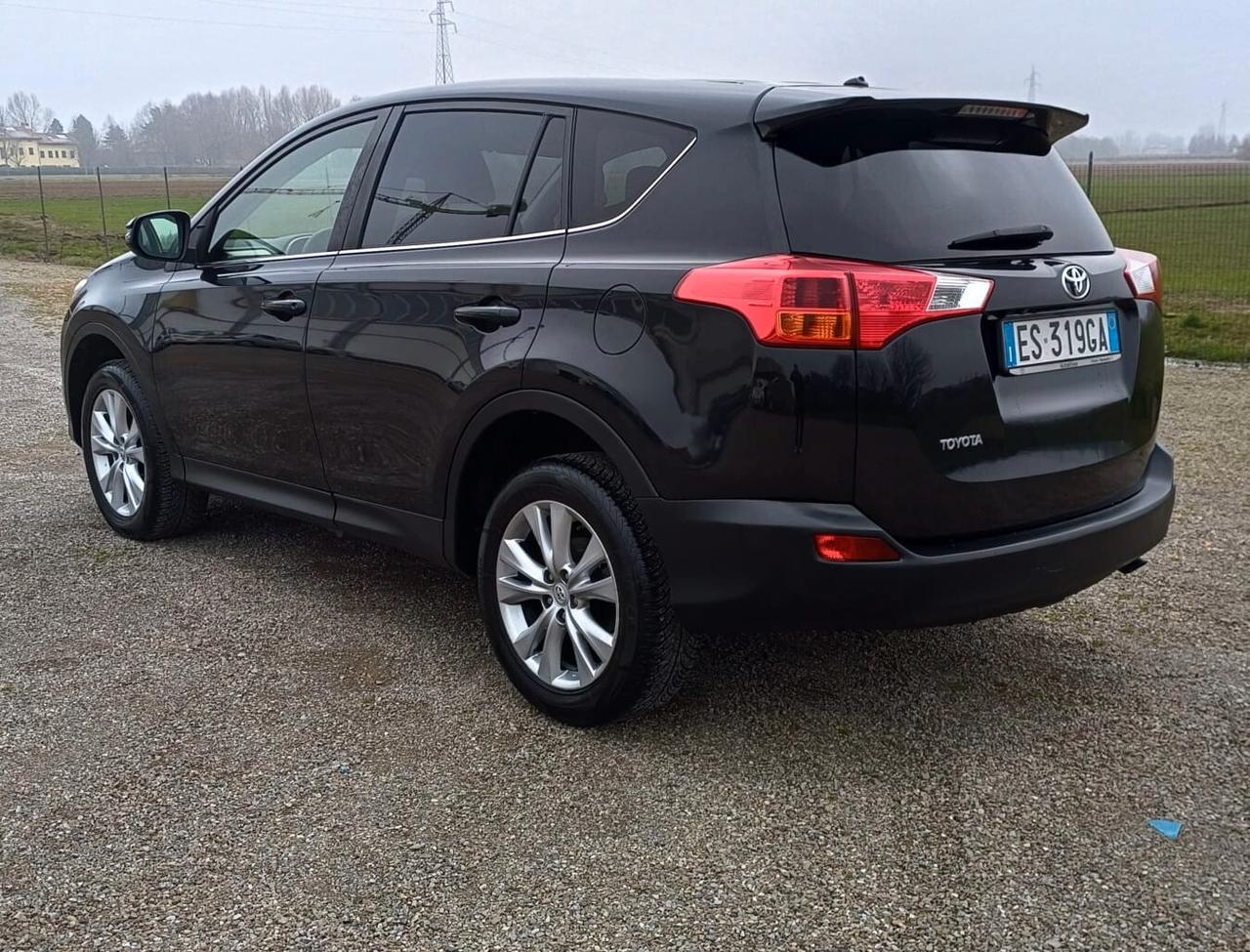 Toyota RAV 4 RAV4 2.2 D-4D 150 CV Lounge