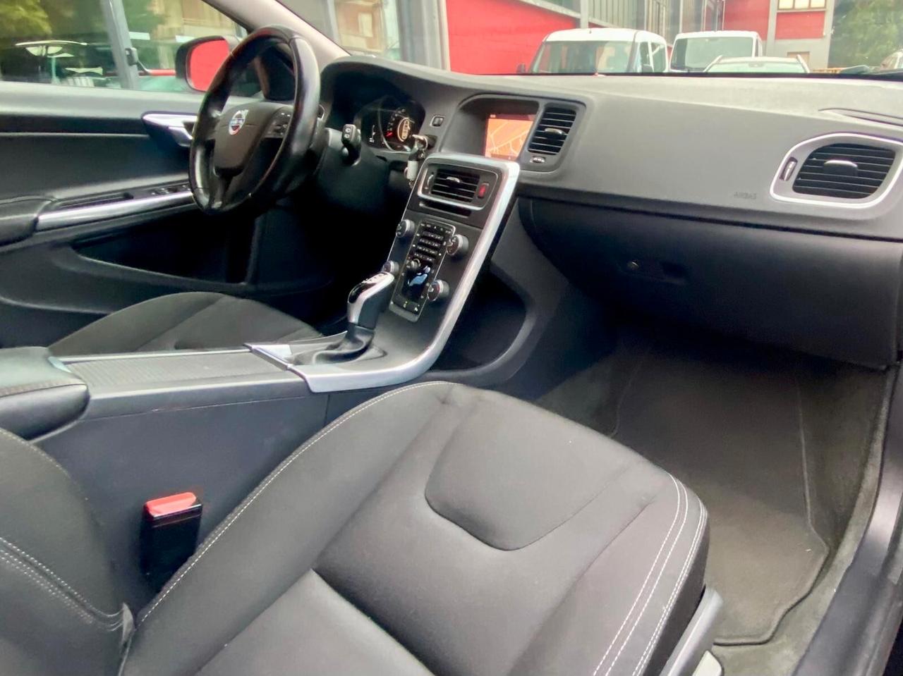 Volvo V60 D3 Geartronic Summum