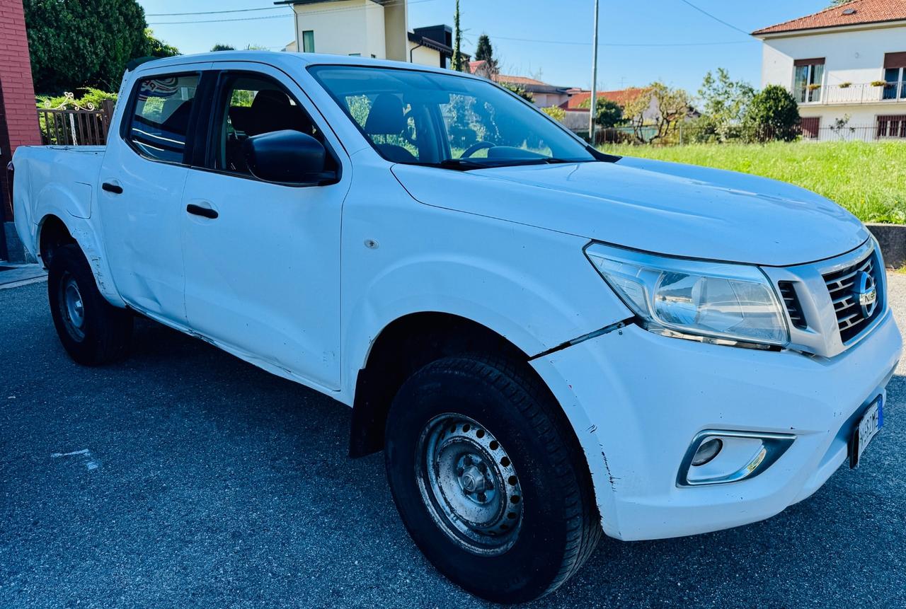 Nissan Navara 2.3 dCi 4WD Double Cab N-Connecta