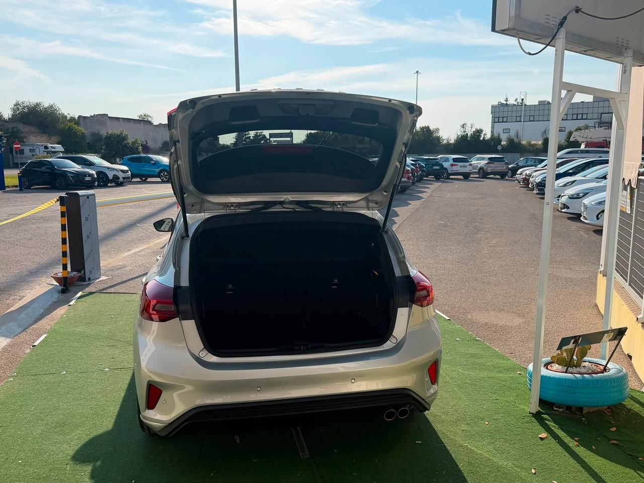 Ford Focus 1.0 EcoBoost Hybrid 125 CV 5p. ST-Line