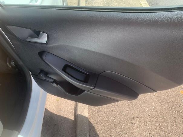 Ford Fiesta 1.5 EcoBlue 5 porte Plus