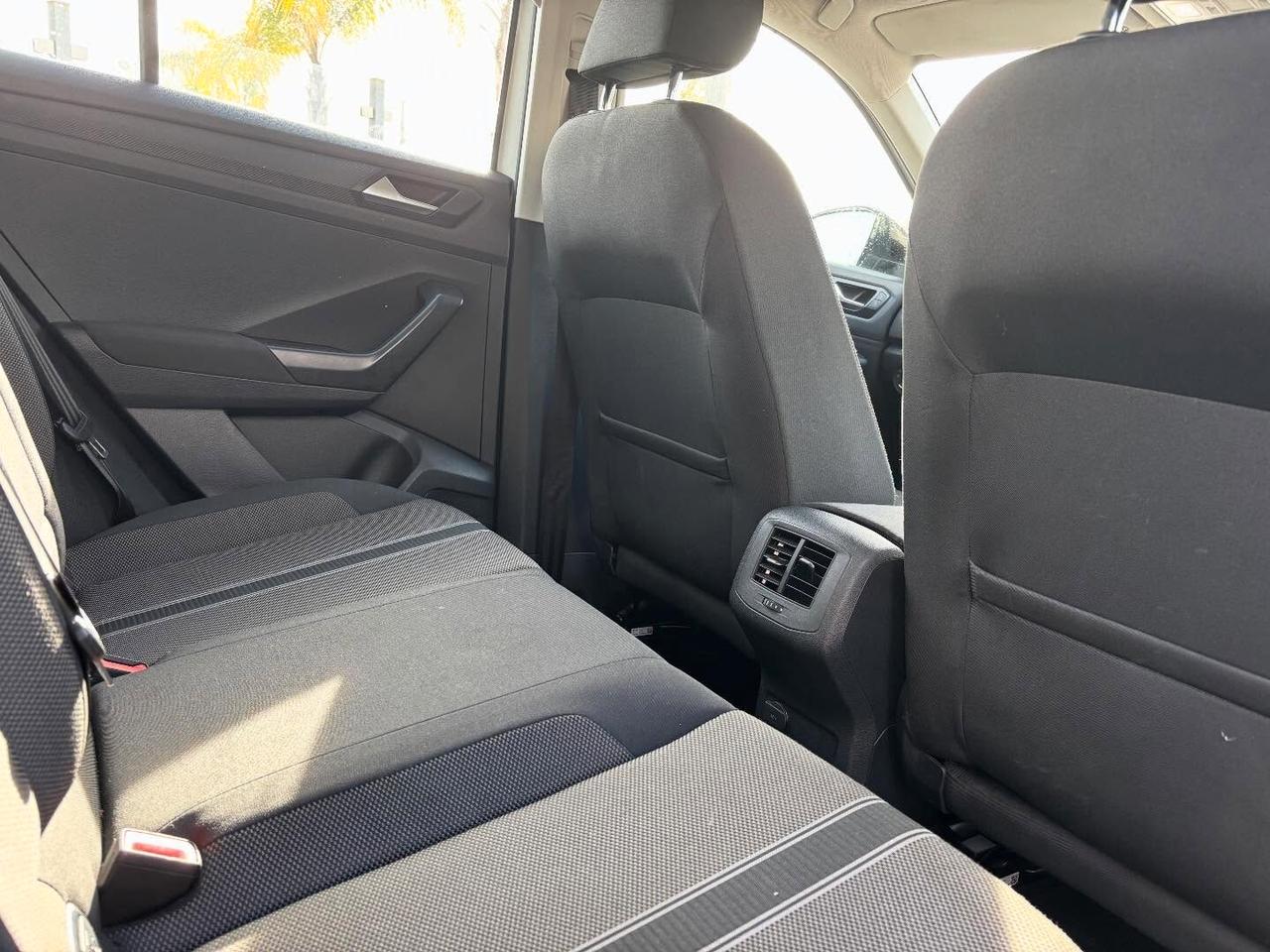 Volkswagen T-Roc 1.6 TDI SCR Advanced BlueMotion Technology