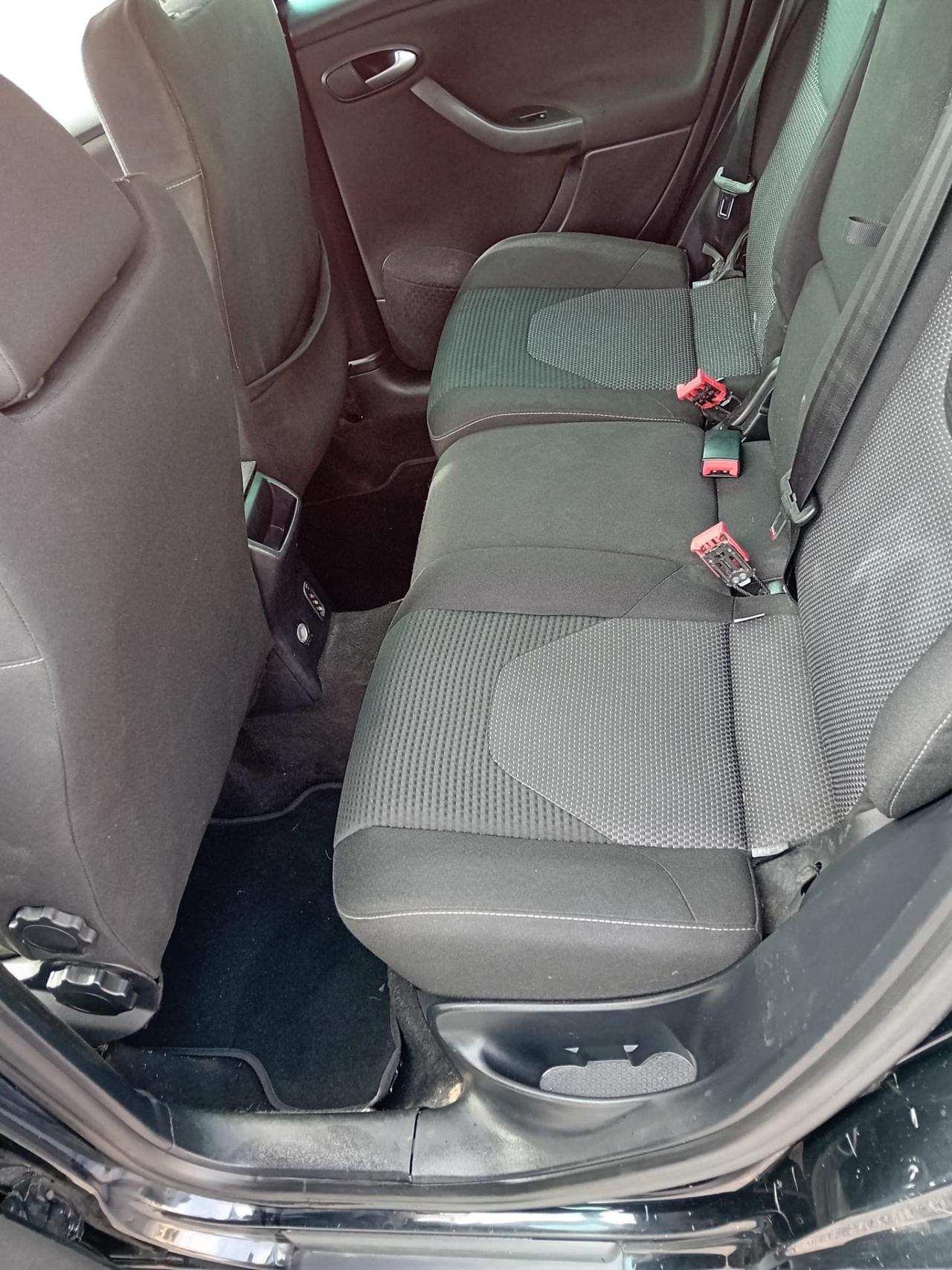 Seat Altea 1.6 TDI 105 CV CR DPF DSG Style