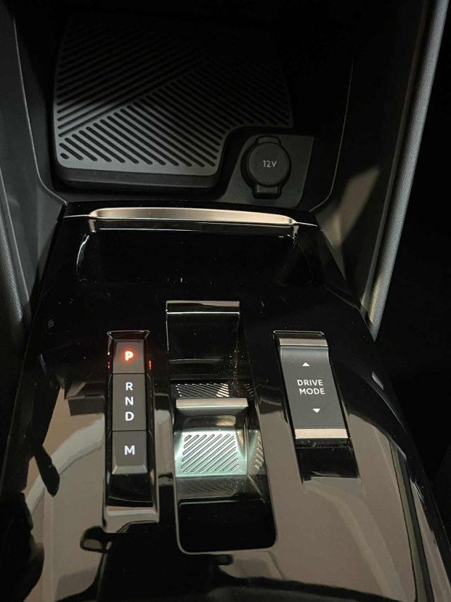 CITROEN C4 X PureTech 130 S&S EAT8 Shine Pack FAVOLOSA!!!!