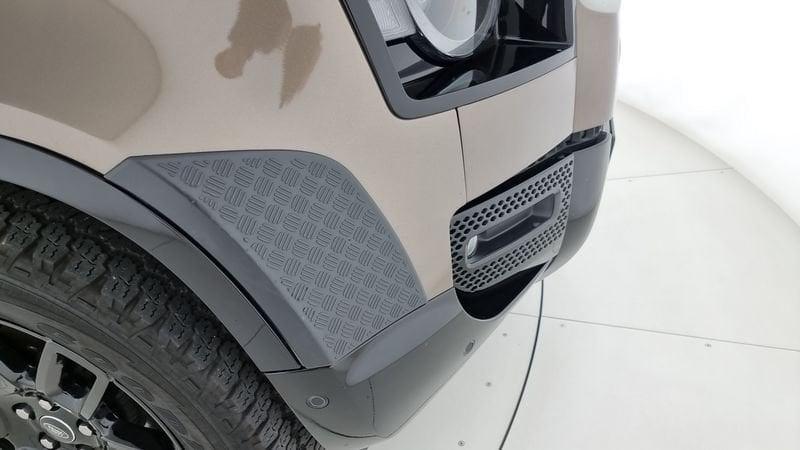 Land Rover Defender 110 3.0D I6 250 CV AWD Auto X-Dynamic SE
