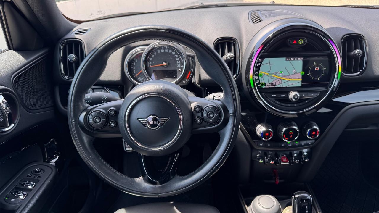 Mini Cooper D Countryman Mini 2.0 Cooper D Business Countryman ALL4 Automatica