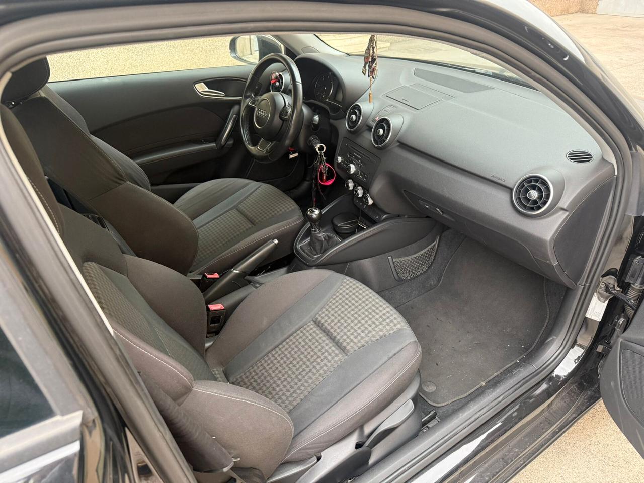 A1 1.6 TDI Attraction
