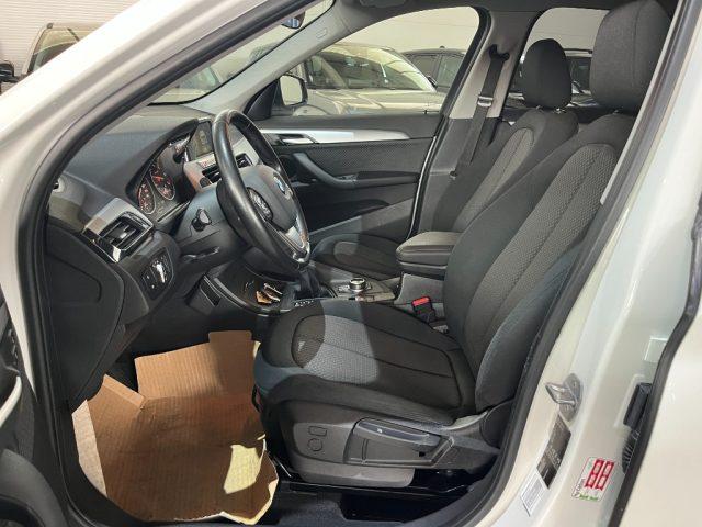 BMW X1 sDrive18d Business 18" xLine Navi/Full LED/Park Pl