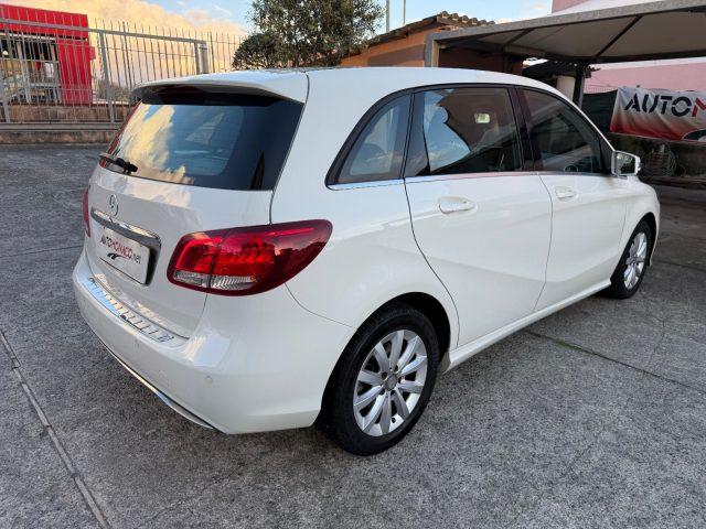 MERCEDES-BENZ B 180 d Business