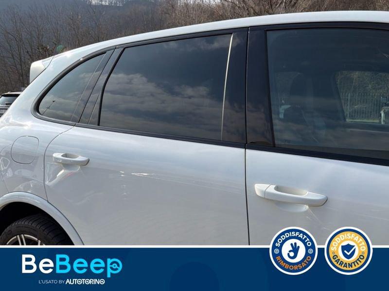 Porsche Cayenne 3.0 PLATINUM EDITION TIPTRONIC