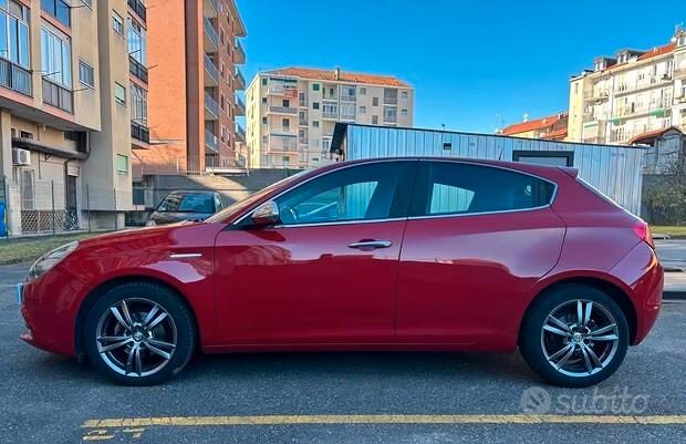 Alfa Romeo Giulietta 1.6 JTDm-2 105 CV Exclusive NEOPATENTATI!!!