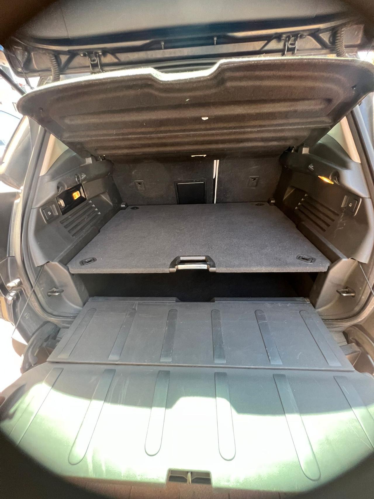 Peugeot 3008 2.0 HDi 150CV Business