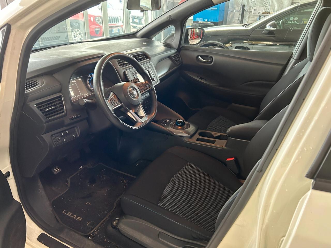Nissan Leaf 2° serie Visia Plus