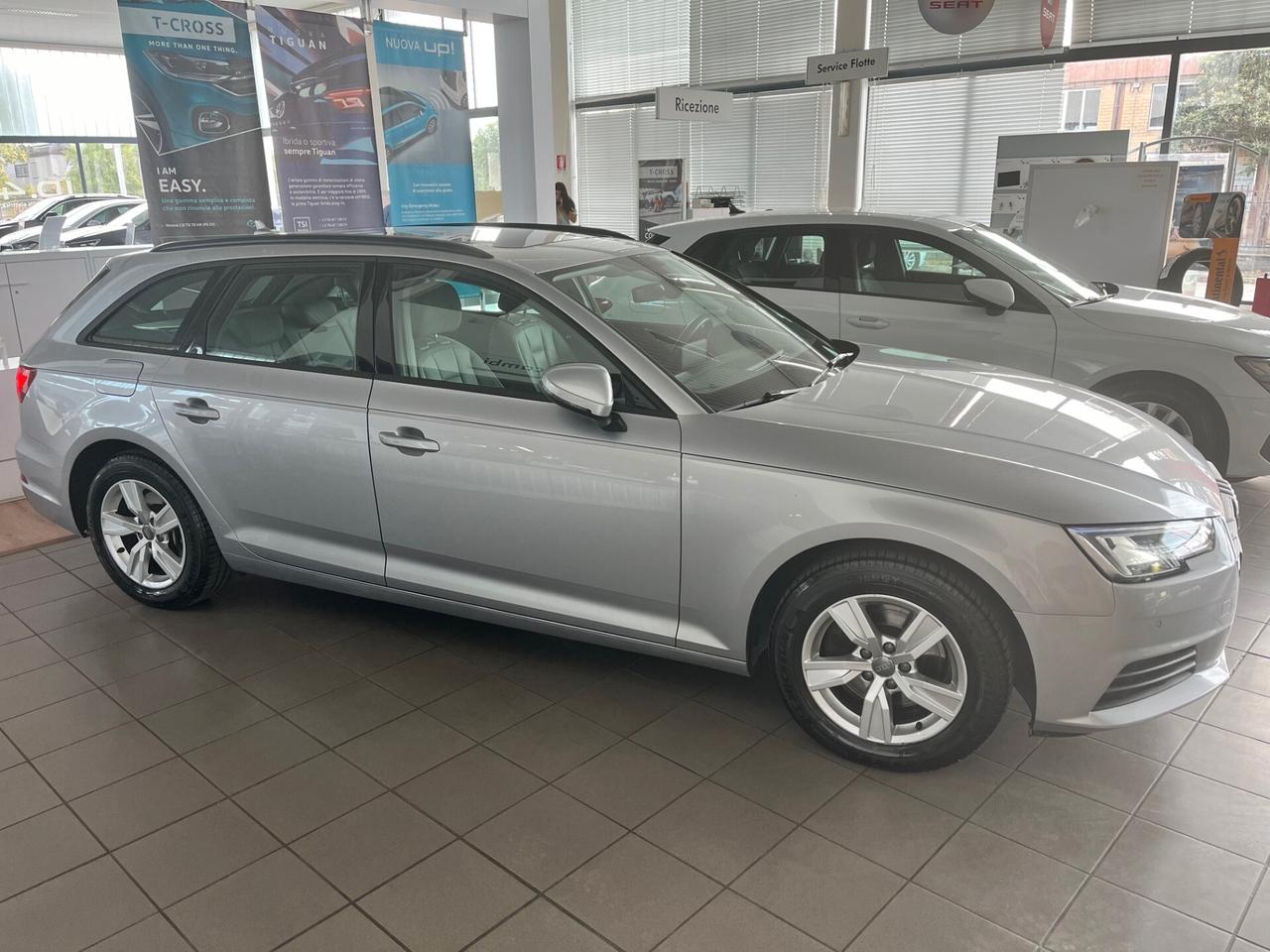 Audi A4 Avant 30 TDI S tronic