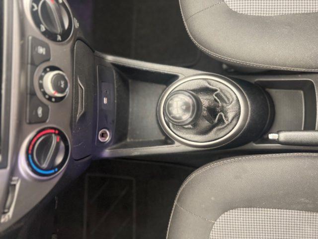 HYUNDAI i20 1.2 5p. Sound Edition