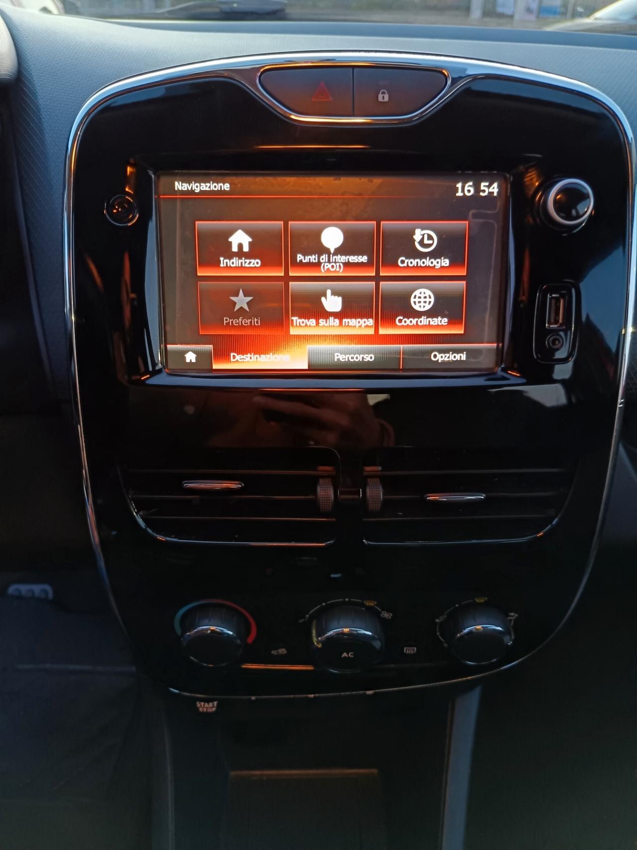 Renault Clio 0.9 TCe 12V 90CV Start&Stop 5 porte Energy