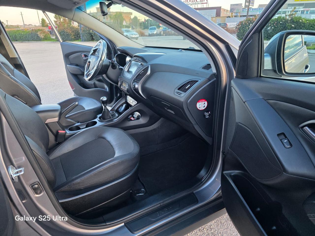 Hyundai iX35 1.7 CRDi 2WD Xpossible 2014