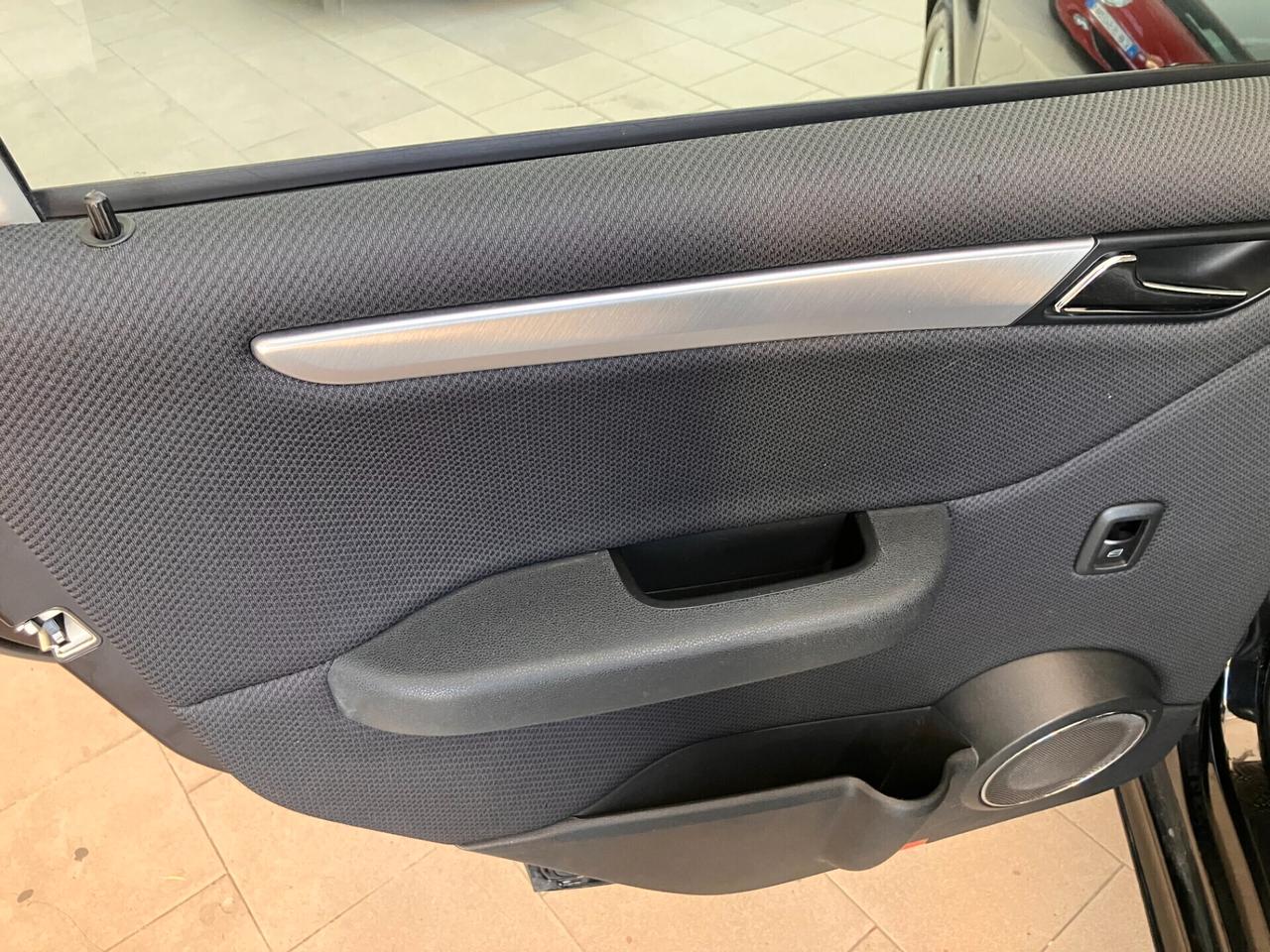 Mercedes-benz A 160 NEOPATENTATI EURO 5 BENZINA