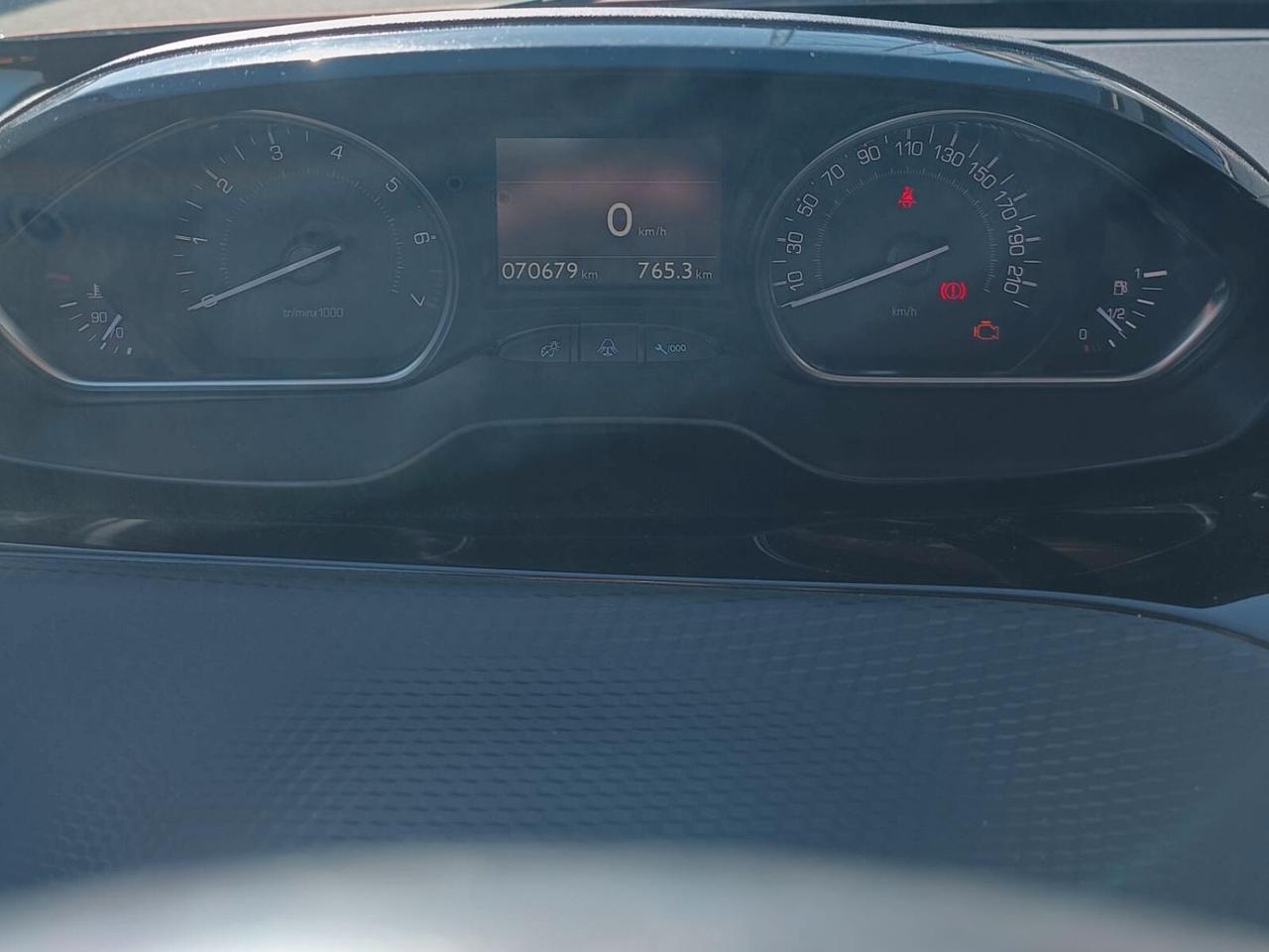Peugeot 2008 PureTech Turbo 110 S&S Allure