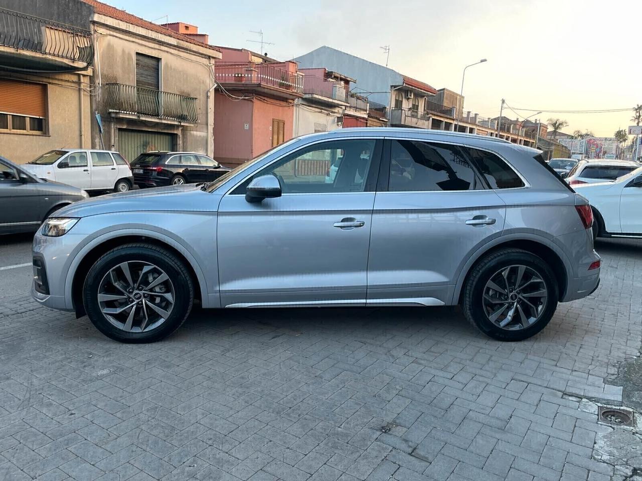 Audi Q5 35 TDI S tronic Mild HybridBusiness Advanced