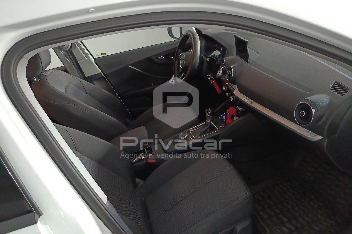 AUDI Q2 30 TDI S tronic Business