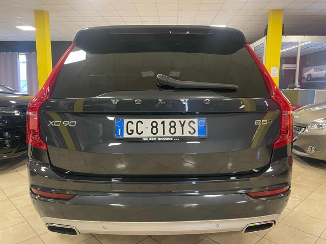 VOLVO XC90 B5 (d) AWD 7 posti Momentum *PELLE/TELC/LED*