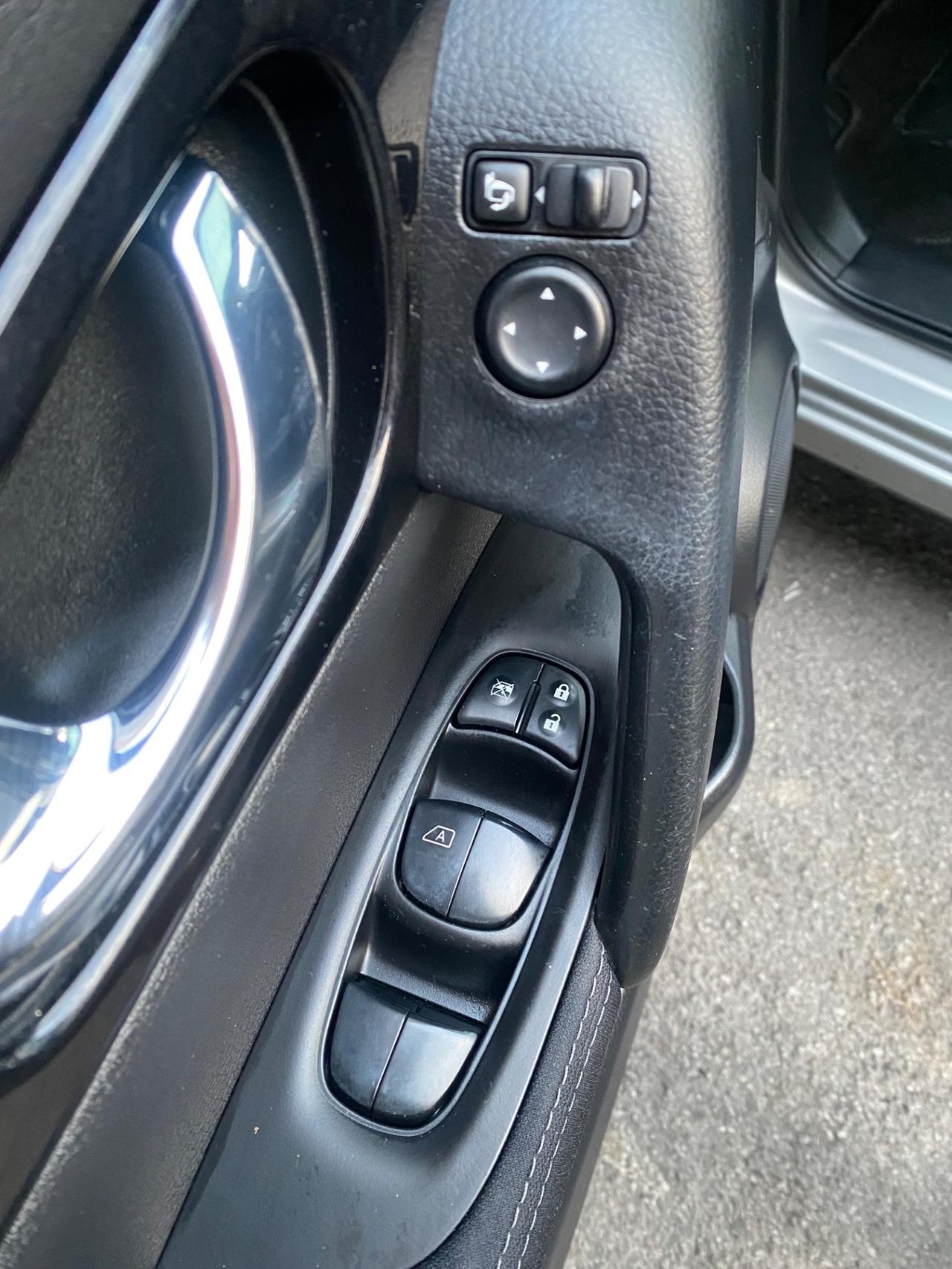 Nissan Qashqai 1.5 dCi 110cv Tekna 360
