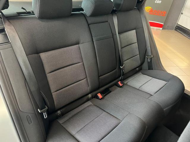 MERCEDES-BENZ E 220 BlueTEC S.W. 4Matic Automatic Business