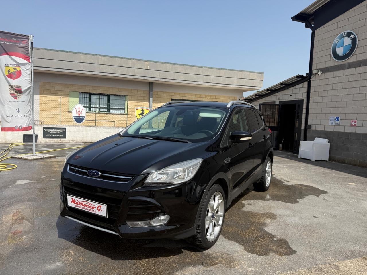 Ford Kuga 2.0 TDCI 140 CV 4WD Powershift Business