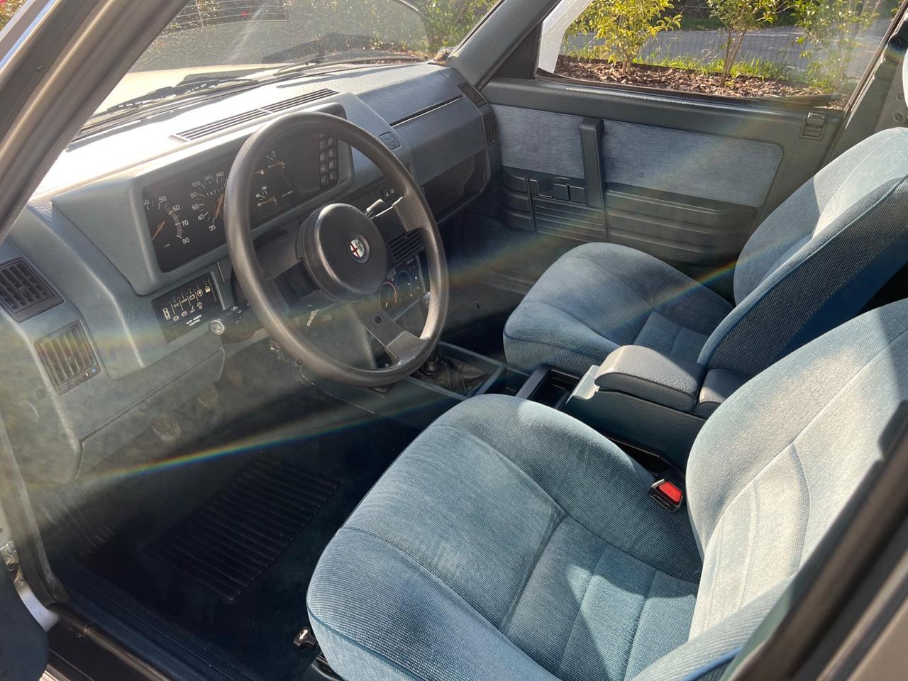 Alfa Romeo 90 2.0i Super clima