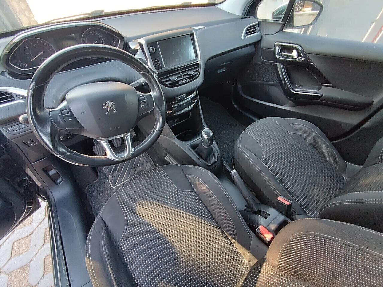 Peugeot 208 PureTech 82 5 porte Access