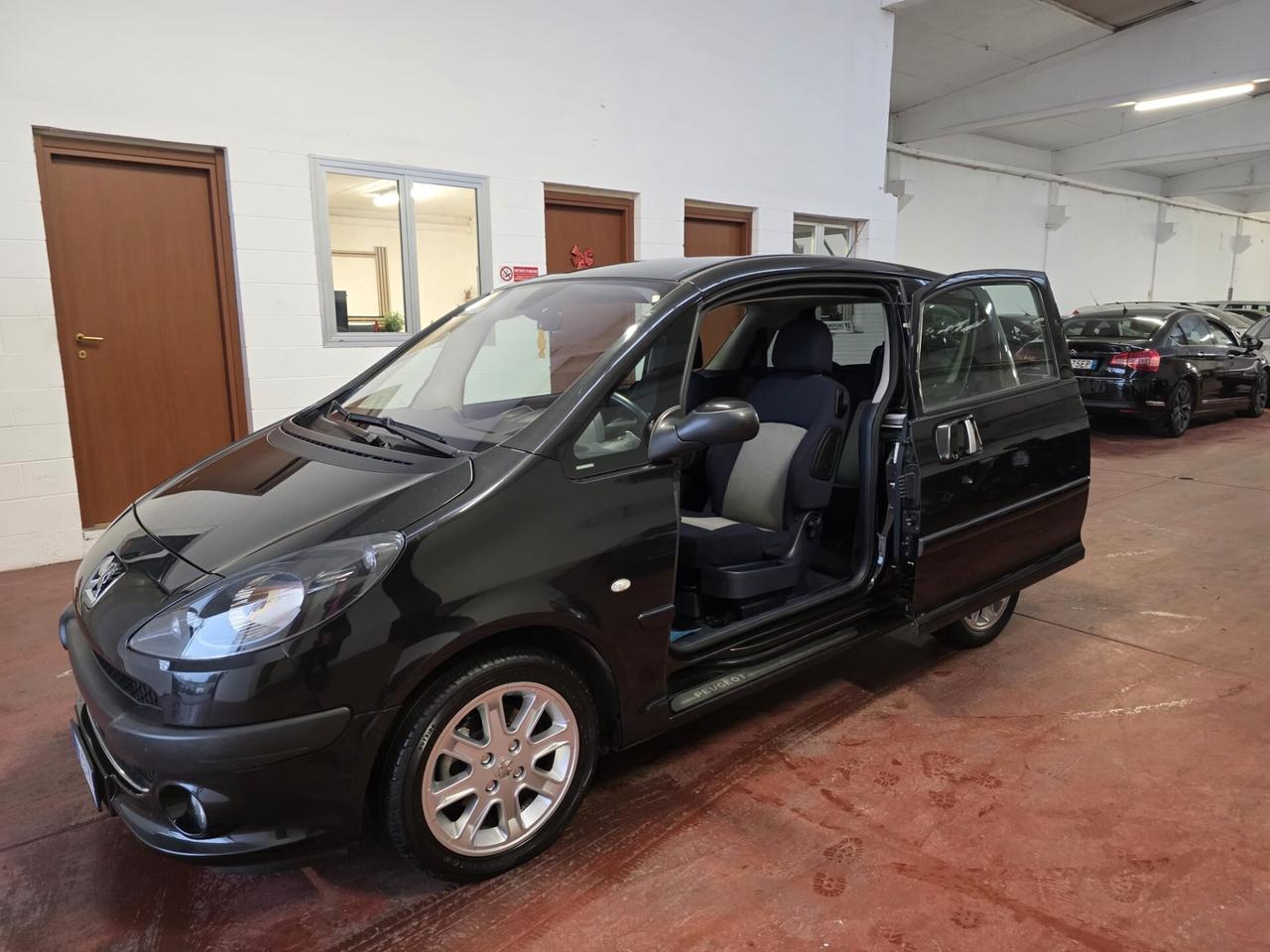 Peugeot 1007 1.6 Sporty 2Tronic allestimento e ausili di guida per disabili 94.800 KM