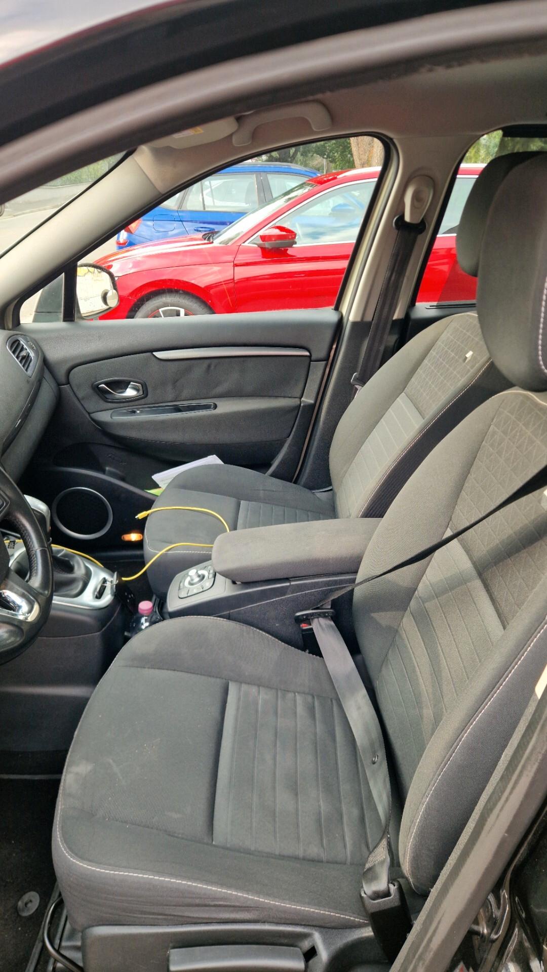 Renault Scénic XMod dCi 110 CV Limited