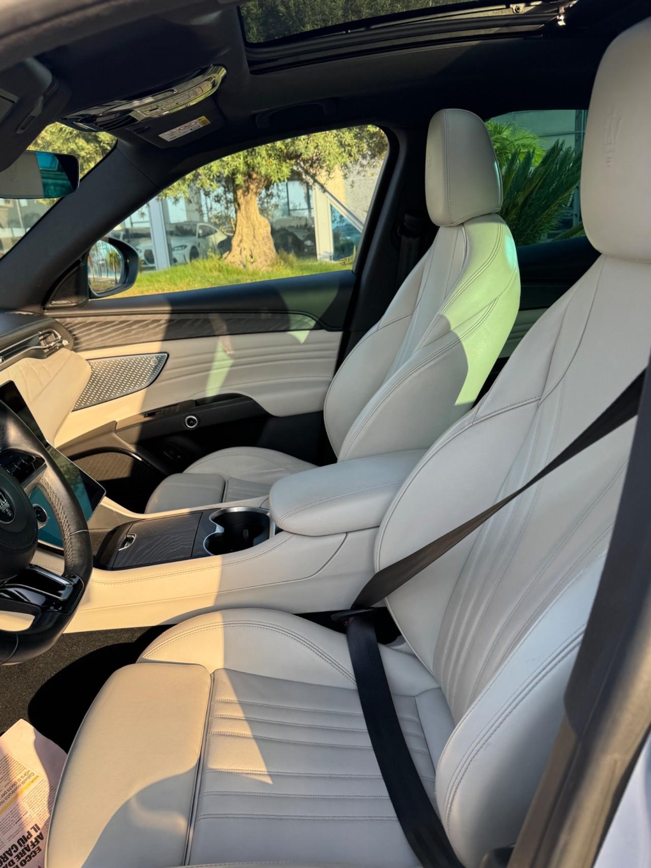 Maserati Grecale MHEV 2.0 330 CV AWD Modena