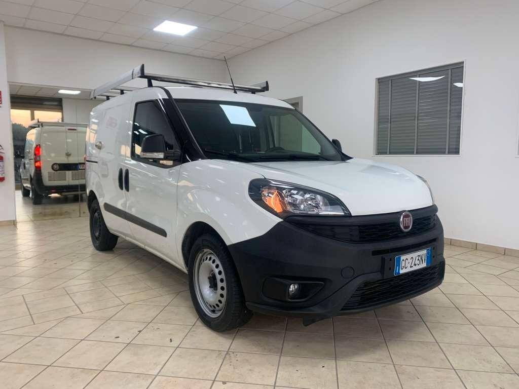 Fiat Doblò 1.4 T-Jet Natural Power *ATTREZZATO+220V*