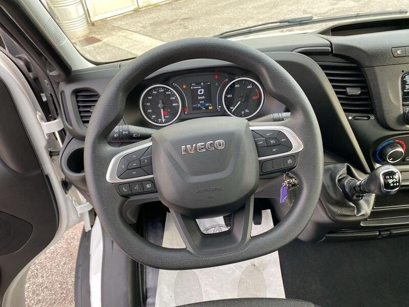 Iveco Daily Daily 35S12 2.3 HPT PC Cabinato
