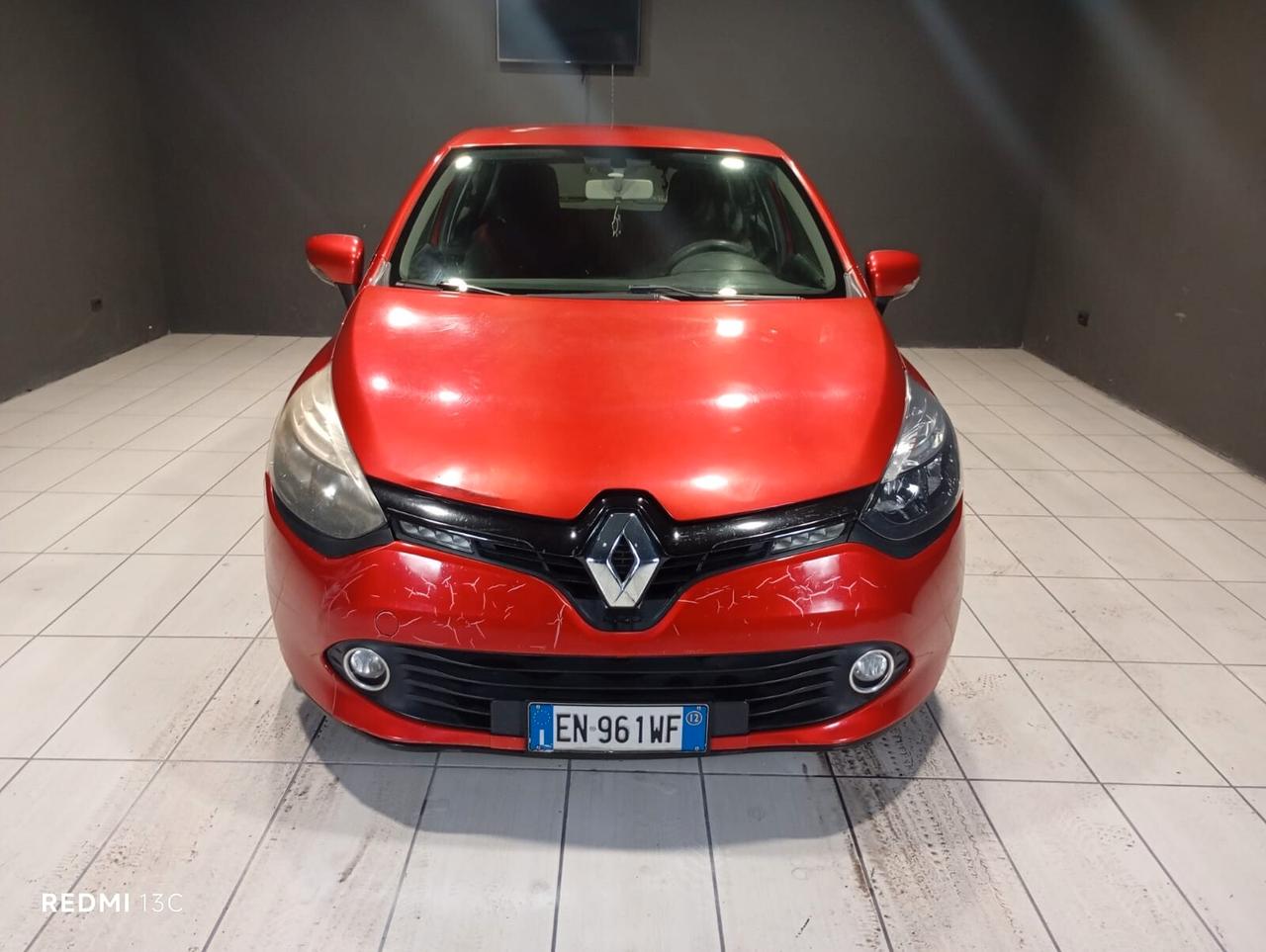 RENAULT CLIO DEL 2015 1500 DIESEL