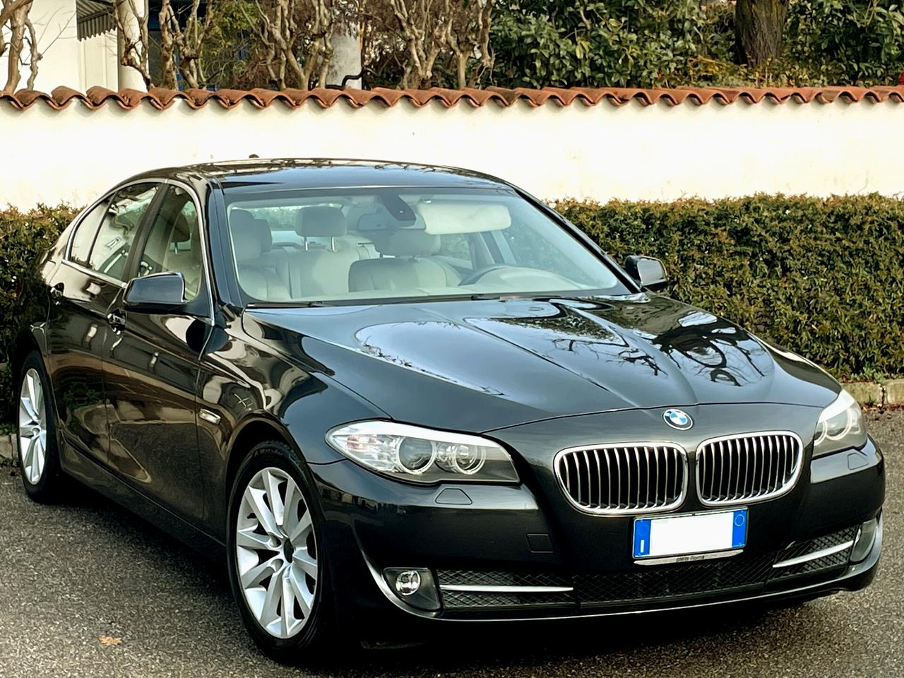 BMW 523 aut.(benzina)-BERLINA-113000km-FULL-2011