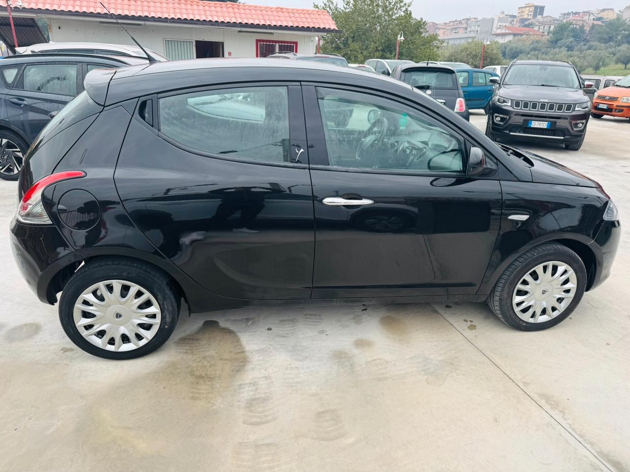 Lancia Ypsilon 1.3 MJT 16V 95 CV 5 porte S&S Gold